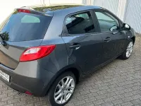 Gebraucht Mazda 2 Kenko 84 PS (61 kW) 2013 Grau Kleinwagen