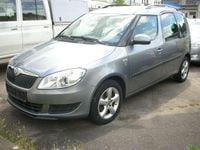 Gebraucht Skoda Roomster 90 PS (66 kW) 2012 Grau metallic Van / Kleinbus
