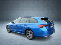 Neu Skoda Octavia 150 PS (110 kW) 2026 Raceblau metallic Kombi