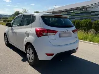 Gebraucht Hyundai ix20 90 PS (66 kW) 2014 Weiß Kleinwagen