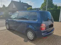 Gebraucht VW Touran 140 PS (102 kW) 2008 Blau Van / Kleinbus