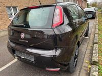 Gebraucht Fiat Punto 69 PS (50 kW) 2012 Schwarz Kleinwagen