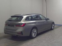 Gebraucht BMW 330 Advantage 286 PS (210 kW) 2021 Grau Kombi