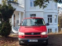 Second-hand VW T4 151 CP (111 kW) 2000 Roșu Van