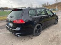 Gebraucht VW Golf VII R 300 PS (220 kW) 2016 Schwarz Kombi