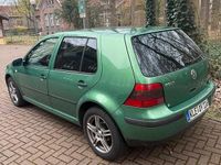 Gebraucht VW Golf IV Edition 101 PS (74 kW) 2001 Grün Kombi