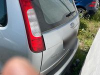 Second-hand Ford C-MAX 120 CP (88 kW) 2005 Albastru Monovolum