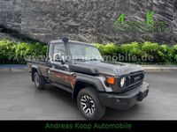 Gebraucht Toyota Land Cruiser 204 PS (150 kW) 2024 Grau SUV