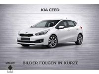 Gebraucht Kia Ceed DREAM-TEAM Edition 135 PS (99 kW) 2017 (hw2) deluxe white Kleinwagen