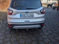 Gebraucht Ford Kuga Titanium 179 PS (131 kW) 2018 Silber SUV