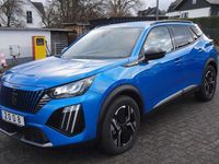 Gebraucht Peugeot e-2008 Allure 114 kW (156 PS) 2024 Blau SUV