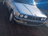 Gebraucht BMW 325 128 PS (94 kW) 1987 Grau Coupé