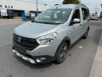 Gebraucht Dacia Dokker Stepway 116 PS (85 kW) 2017 Silber Van / Kleinbus
