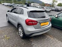 Gebraucht Mercedes GLA200 156 PS (114 kW) 2015 Silber SUV