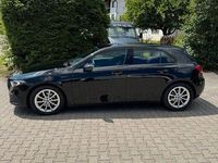 Gebraucht Mercedes A160 109 PS (80 kW) 2020 Nachtschwarz  unilack Limousine