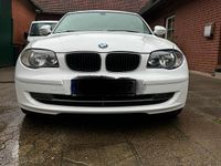 Gebraucht BMW 116 122 PS (89 kW) 2011 Weiß Kleinwagen