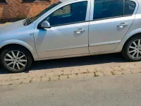 Gebraucht Opel Astra 105 PS (77 kW) 2005 Silber Kleinwagen
