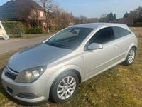 Gebraucht Opel Astra GTC 90 PS (66 kW) 2008 Silber Coupé