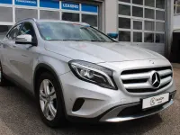 Gebraucht Mercedes GLA180 122 PS (89 kW) 2015 Silber SUV