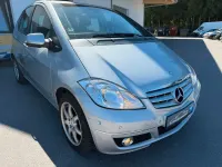 Gebraucht Mercedes A180 116 PS (85 kW) 2010 Silber Limousine
