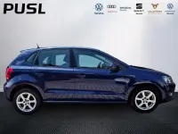 Gebraucht VW Polo Comfortline 90 PS (66 kW) 2013 Blau Kleinwagen