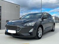Gebraucht Ford Focus Cool & Connect 120 PS (88 kW) 2019 Grau Kombi