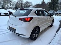 Gebraucht Mazda 2 Center-Line 75 PS (55 kW) 2023 Arctic white Kleinwagen