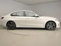 Gebraucht BMW 320e Sport Line 204 PS (150 kW) 2024 Weiß Limousine