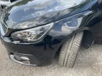Gebraucht Peugeot 308 131 PS (96 kW) 2018 Schwarz Limousine