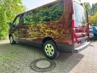 Gebraucht Renault Trafic Life 150 PS (110 kW) 2024 Rot Van / Kleinbus