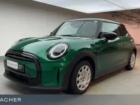 Gebraucht Mini Cooper Classic 136 PS (100 kW) 2023 Grün Kleinwagen