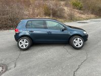 Gebraucht VW Golf VI Match 86 PS (63 kW) 2012 Blau Kleinwagen