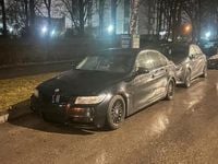 Gebraucht BMW 325 218 PS (160 kW) 2008 Schwarz Limousine