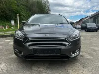 Gebraucht Ford Focus Titanium 125 PS (91 kW) 2016 Grau Limousine
