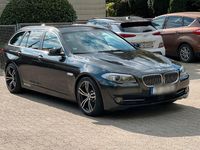 Gebraucht BMW 520 184 PS (135 kW) 2013 Grau Kombi