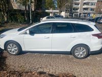 Gebraucht Ford Focus 105 PS (77 kW) 2011 Weiß Kombi