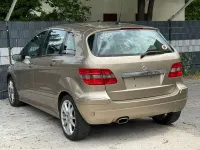 Gebraucht Mercedes B200 Elegance 136 PS (100 kW) 2005 Bronze Van / Kleinbus