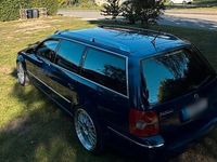 Gebraucht VW Passat 131 PS (96 kW) 2001 Blau Kombi