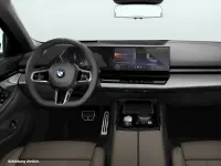 Gebraucht BMW 540 286 PS (210 kW) 2025 Blau Limousine