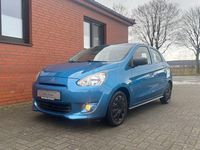 Gebraucht Mitsubishi Space Star Diamant Edition 71 PS (52 kW) 2015 Blau Kleinwagen