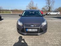 Gebraucht Ford Focus 101 PS (74 kW) 2013 Grau Kombi
