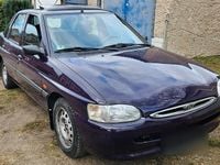 Gebraucht Ford Escort 90 PS (66 kW) 1997 Violet Limousine