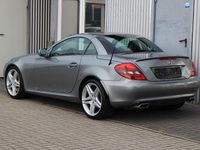 Gebraucht Mercedes SLK200 184 PS (135 kW) 2008 Silber Cabrio
