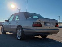Gebraucht Mercedes E420 279 PS (205 kW) 1993 Silber Limousine