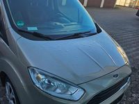 Gebraucht Ford Tourneo Courier 101 PS (74 kW) 2014 Gold Van / Kleinbus
