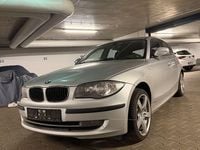 Gebraucht BMW 118 143 PS (105 kW) 2010 Silber Kleinwagen