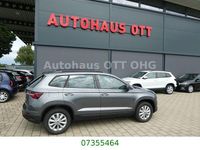 Neu Skoda Karoq Selection 150 PS (110 kW) 2025 Grau SUV