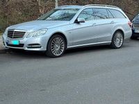 Gebraucht Mercedes E220 170 PS (125 kW) 2012 Silber Kombi