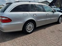 Gebraucht Mercedes E220 150 PS (110 kW) 2004 Silber Kombi