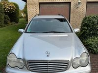 Gebraucht Mercedes C180 129 PS (94 kW) 2002 Silber Kombi